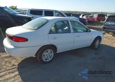 2000 Ford Escort из США, поврежденный, VIN 3FAFP13P3YR233571